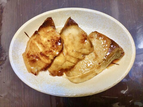 万能おかず♪ぶりの照り焼き